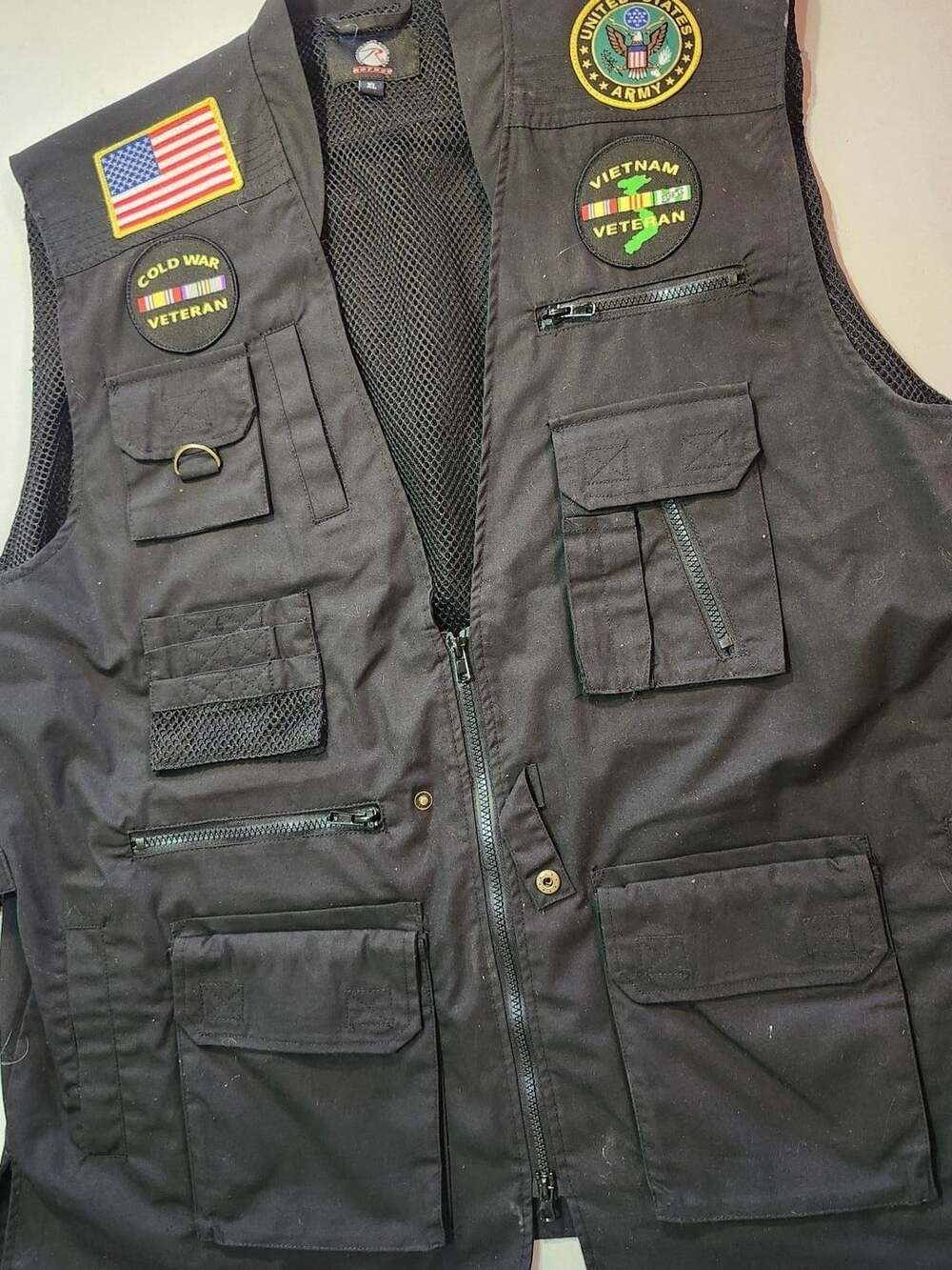 Military Vest Size XL Black Veteran Patches Multi-Pocket Fishing